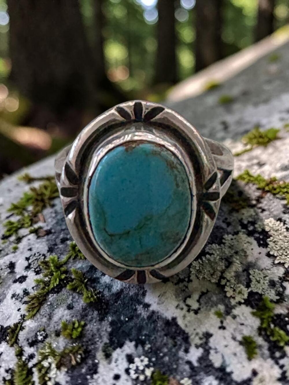 Vintage sterling silver turquoise statement ring with sculptural bezel openwork